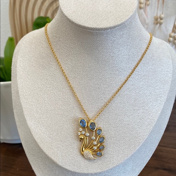 New Hespera Gold Vermeil and authentic aquamarine gems Peacock Pendant Necklace - Picture 1 of 2